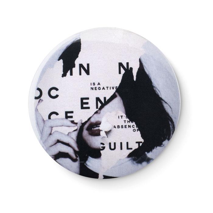 Magnet-Badge mit Kapselheber