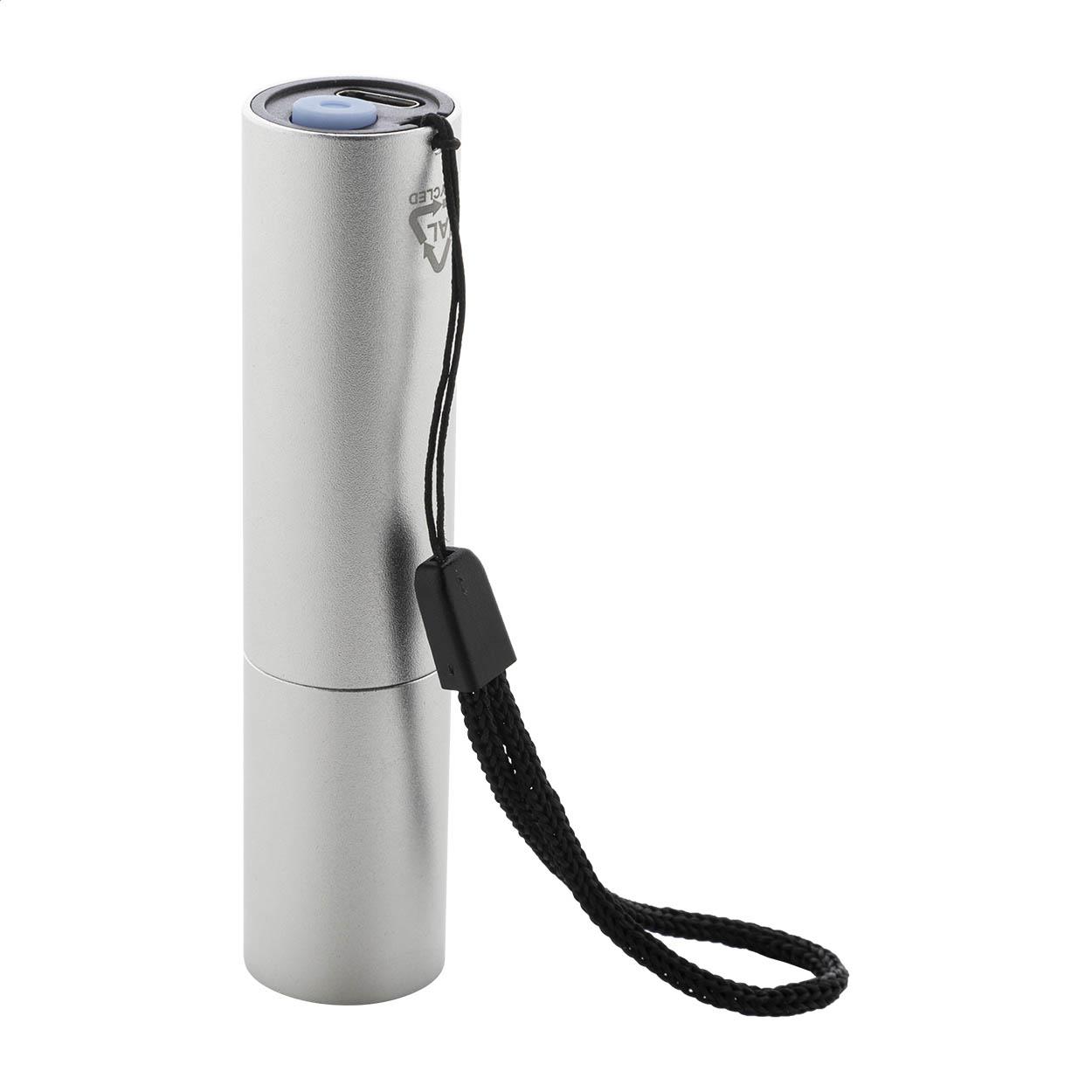 wiederaufladbare Taschenlampe aus recyceltem Aluminium