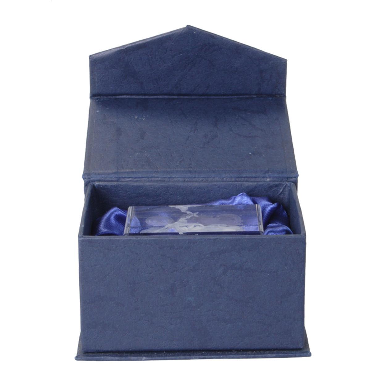 Glas-Quader