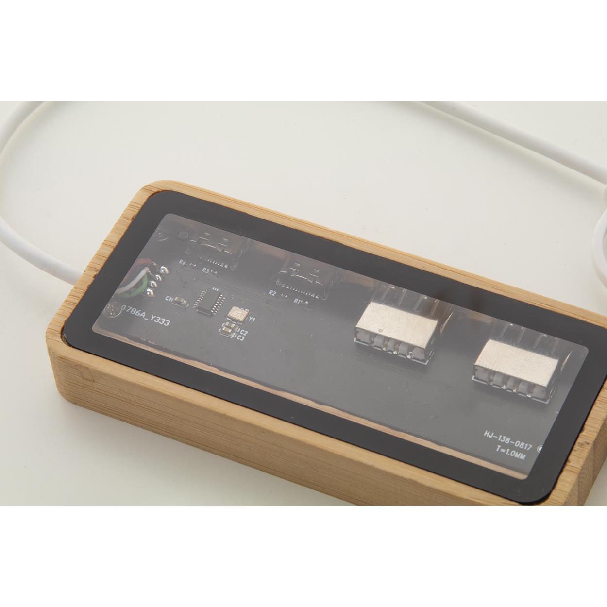 Transparenter USB-Hub