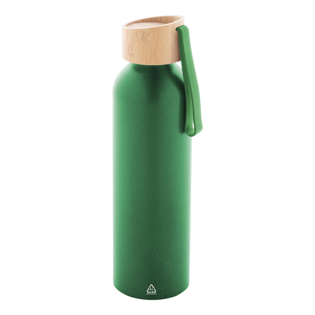Flasche aus recyceltem Aluminium