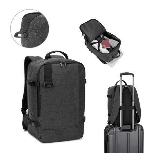CIES. Rucksack, entwickelt um die von den Fluggesellschaften geforderten Massvorgaben zu erfüllen, aus hochdichtem, recyceltem 600D-Polyester